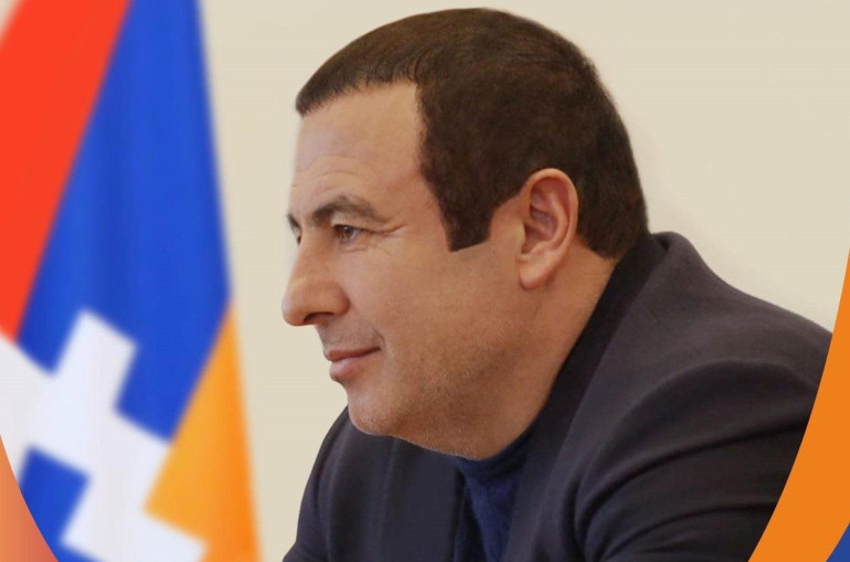 Գագիկ Ծառուկյանն այսօր հեռախոսազրույցներ է ունեցել Արցախի նորանշանակ պետնախարարի, ԱԺ նախագահի և նախկին պետնախարար Ռուբեն Վարդանյանի հետ