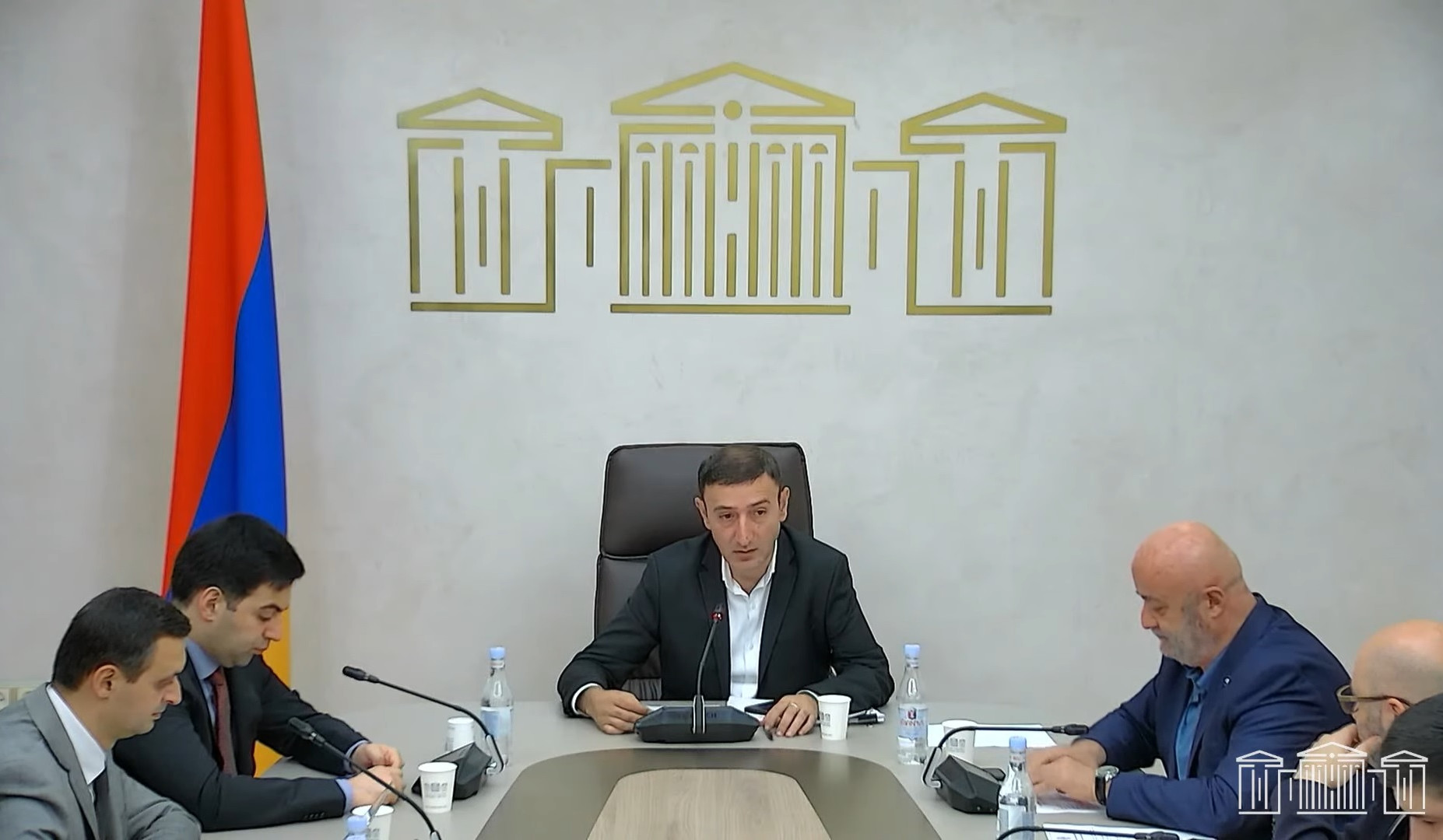 Երեկ գիշեր մեր ընդդիմադիր գործընկերները ուզում էին գալ աշխատանքի, իսկ այսօր չկան․ Բաբկեն Թունյան