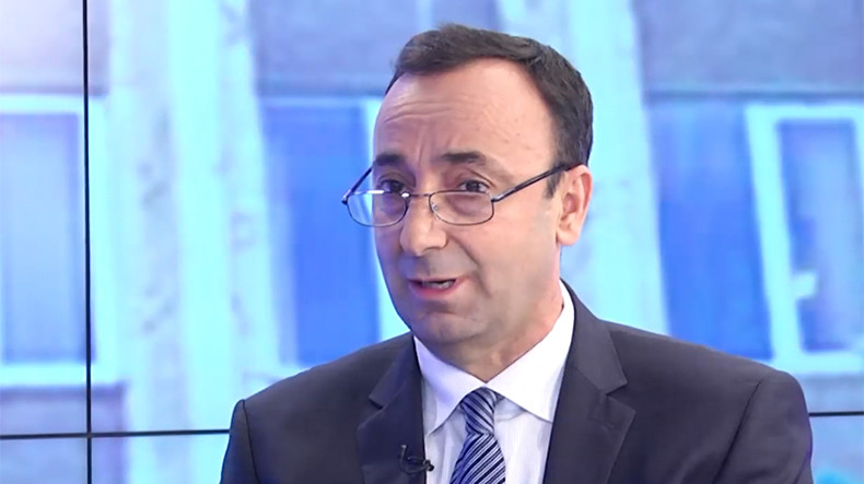 Դատարանը որոշեց Հրայր Թովմասյանին բերման ենթարկել․ պատճառը նիստերին չներկայանալն է