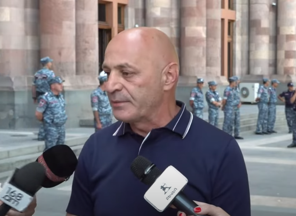 Կառավարությունն ուզում է, որ արցախցիները արտագաղթեն. ակցիա Երևանում
