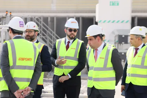Խուդաթյանն ու ՀՀ-ում Իտալիայի դեսպանն այցելել են շոգեգազային ցիկլով աշխատող  ընկերություն