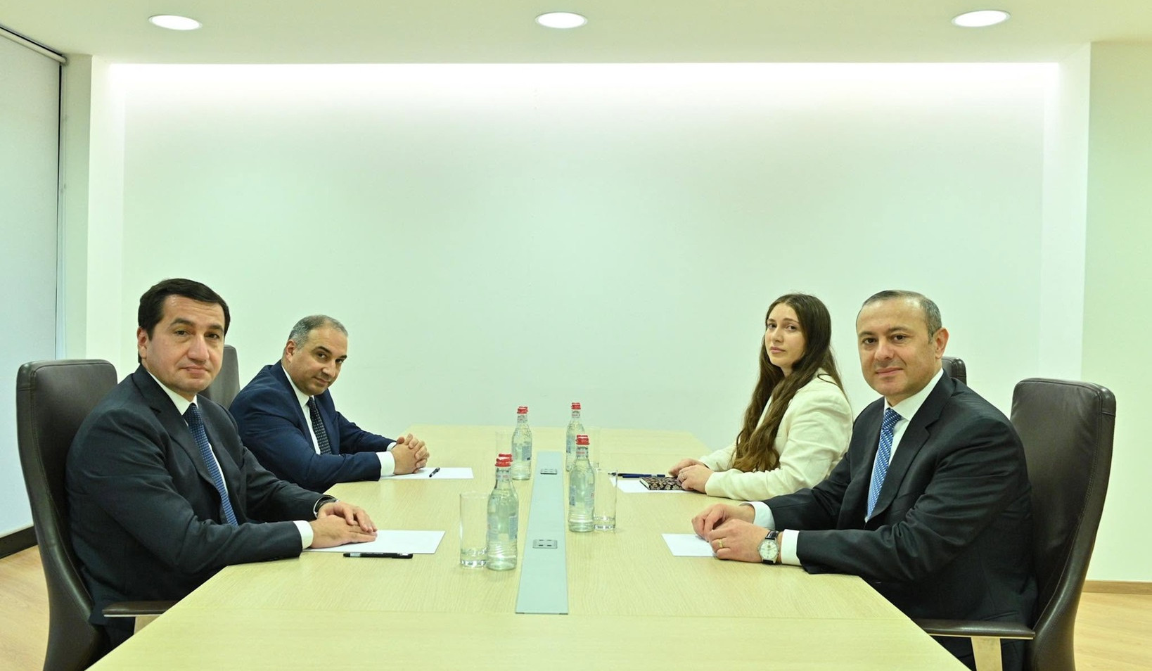 Դիլիջանում հանդիպել են ՀՀ ԱԽ քարտուղարն ու Ալիևի օգնականը