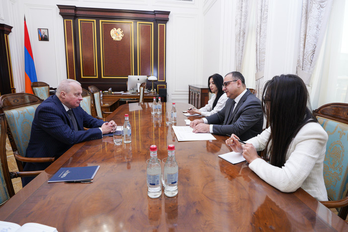 Տիգրան Խաչատրյանը հանդիպում է ունեցել ՌԴ դեսպան Սերգեյ Կոպիրկինի հետ