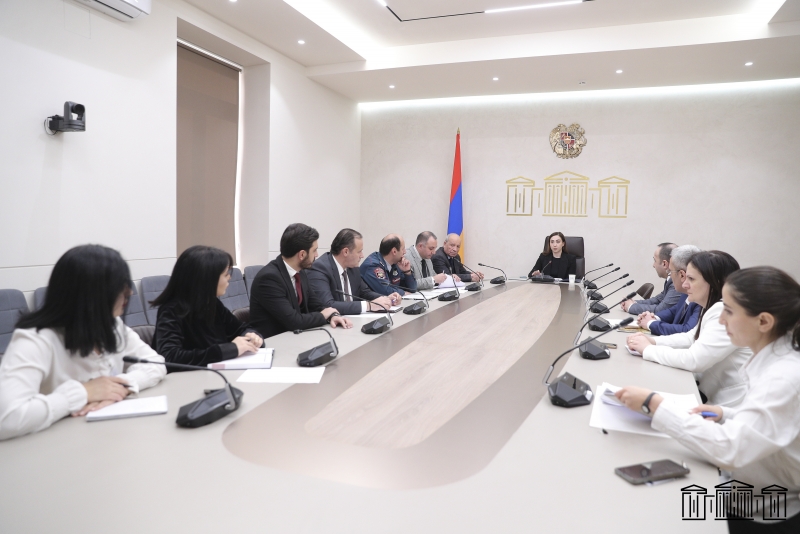 Քննարկում՝ թափառող կենդանիներին վերաբերող հիմնախնդրի շուրջ