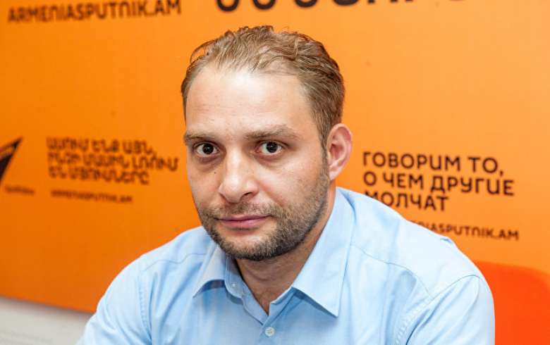 Իշխանությունը մտածել է՝ բա որ Տավուշի սահմանագծից զորքը դուրս չգա, եկեք համախմբողին՝ Խաչատուրովին, կալանավորենք.պաշտպան