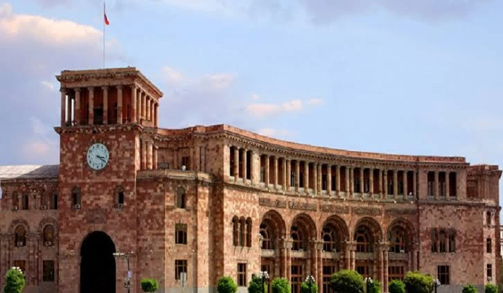 Կառավարությունը հայտարարում է բաց մրցույթ՝ ՀՀ պետական արարողակարգի ծառայության ղեկավարի պաշտոնի համար