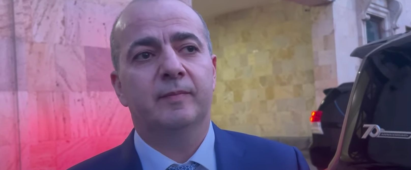 ԱԱԾ տնօրեն Արմեն Աբազյանը անհետ կորած զինծառայողների ծնողների հետ փակ հանդիպումից մանրամասներ է հայտնել (տեսանյութ)