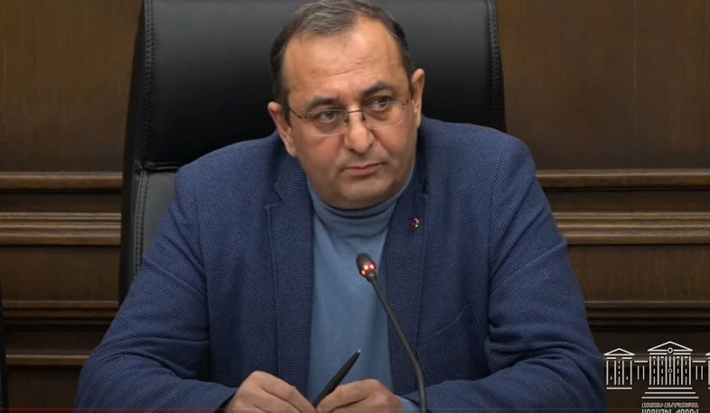 Երեք օր է` նիկոլական իշխանությունը հարձակվել է ՀՅԴ-ի վրա, դա հիշեցնում է բոլշևիկյան շրջանը. Արծվիկ Մինասյան