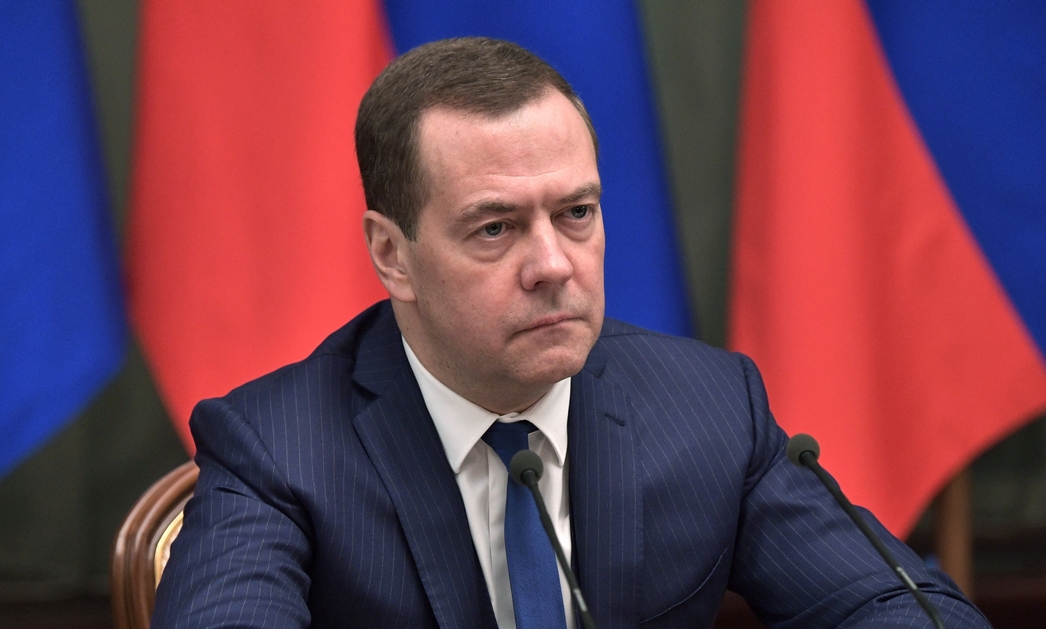 Урегулирование в Карабахе надо обсуждать и с Турцией, считает Медведев