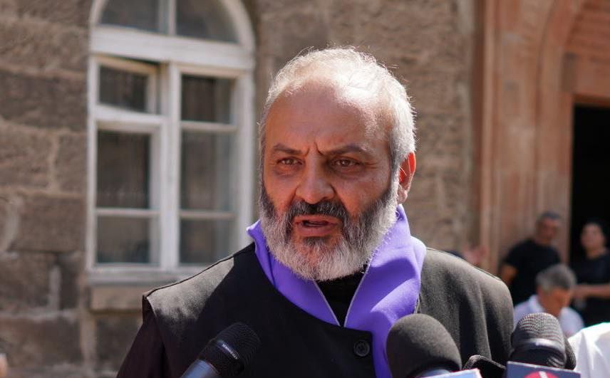 Եթե չկա հոգևոր անվտանգություն, սահմանը ոչ ոք չի պահելու. Բագրատ Սրբազան