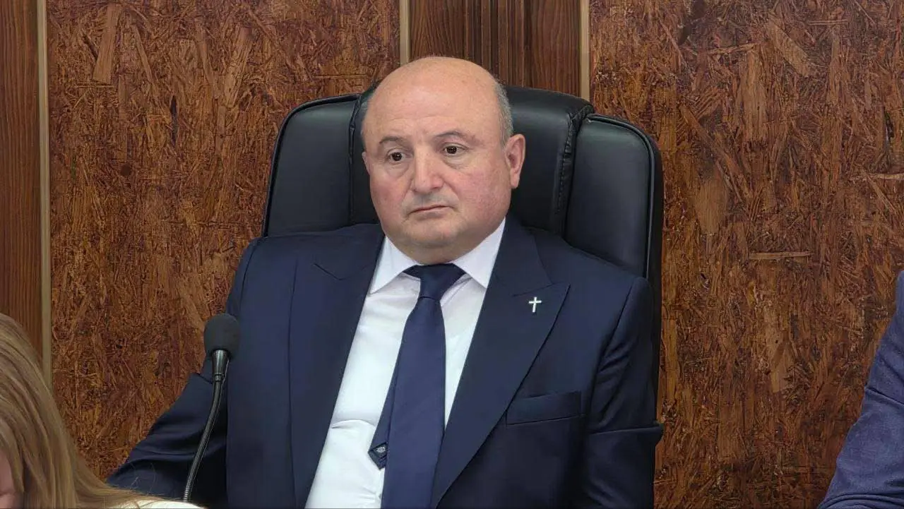 Գնա՛, էլի, Նիկո՛լ ջան, գնա՛, պրծնենք քեզնից, շա՛ռ. Վարդան Ղուկասյան
