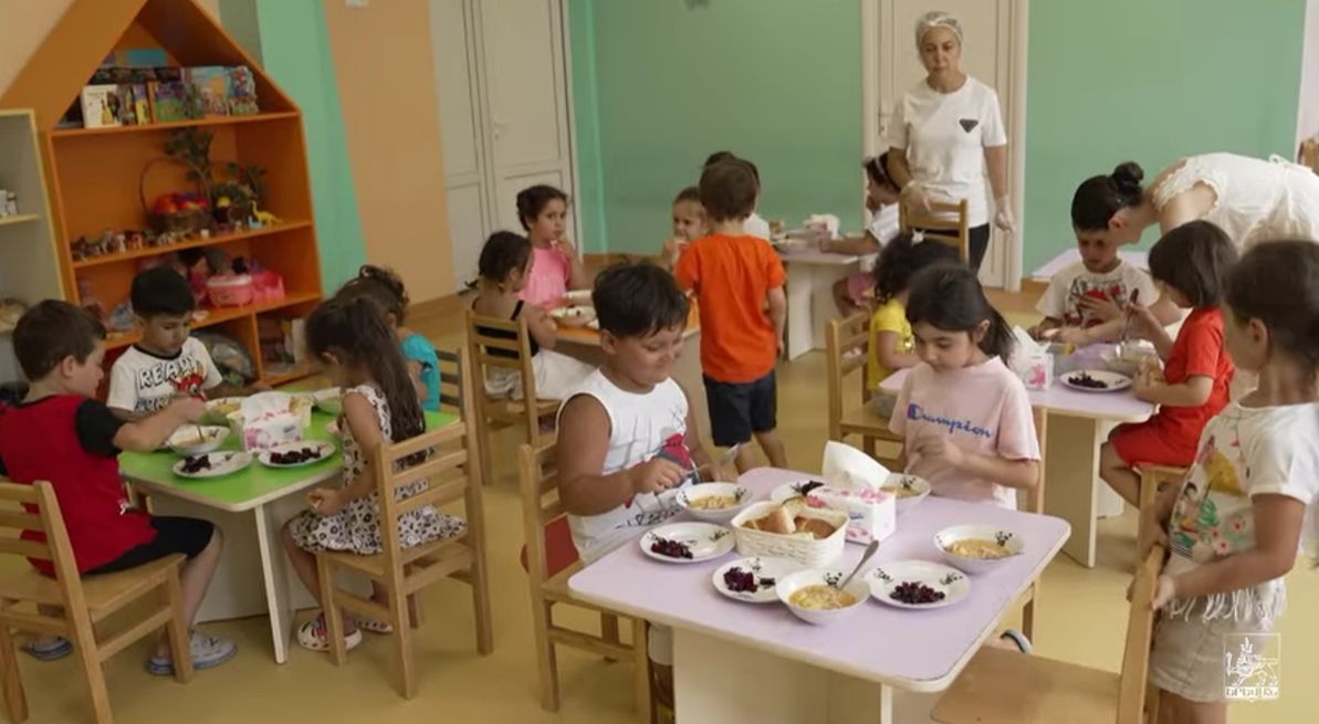 2020-ից մինչ օրս Երևանի քաղաքապետարանի կողմից մանկապարտեզների գույքի համալրման համար ներդրվել է շուրջ 450 միլիոն դրամ