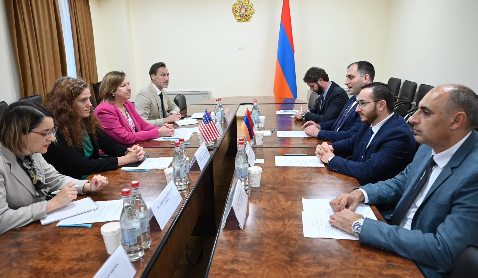 Հայրապետյանն ընդունել է ԱՄՆ պետքարտուղարի՝ կիբեռտարածության և թվային քաղաքականության բյուրոյի գծով ավագ տեղակալին