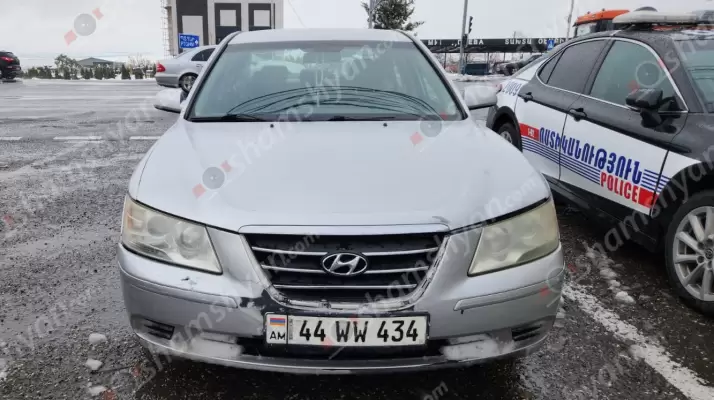 Երևան-Սևան ճանապարհին մեքենան վարելիս ճայթուցիկներ նետած վարորդը հայտնաբերվել է