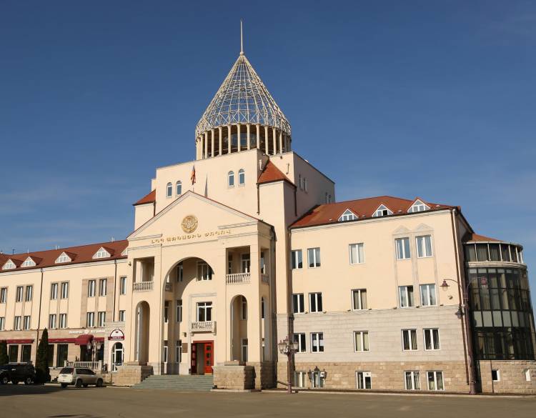 Արցախի հարցով միջազգային հանձնախումբ են ուզում ձեւավորել․ «Հրապարակ»