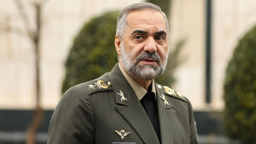 Министр обороны: Иран обещает реагировать предельно жестко на любые шаги, нарушающие его суверенитет 