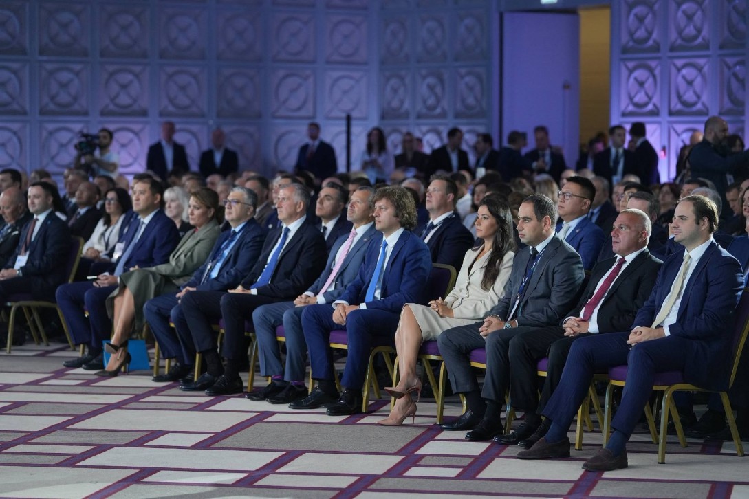 Խուդաթյանը Բաթումիում մասնակցել է Վրաստանի միջազգային ծովային ֆորումի պաշտոնական բացման արարողությանը