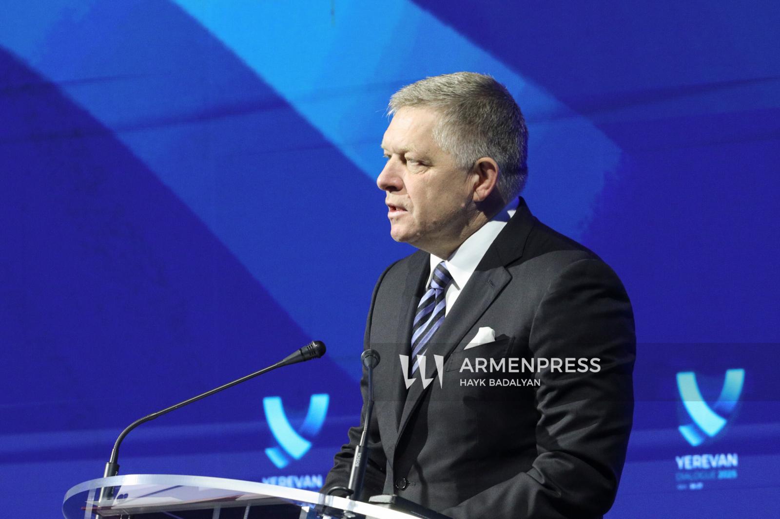 Ակնհայտ է, որ ոչ Ուկրաինան, ոչ Ռուսաստանը չեն կարող ռազմական գերակայության հասնել ռազմադաշտում. Ֆիցո