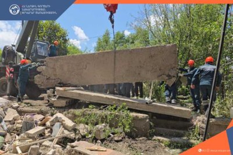 Ճամբարակում փլատակներից հերթական մարմինը դուրս բերեցին. զոհերի թիվը հասավ 5-ի (ուղիղ)
