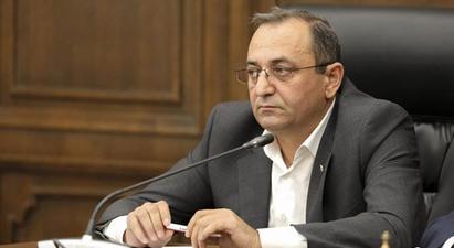 Սահմանադրական կարգը տապալելու փորձ է. Արծվիկ Մինասյանը՝ ՔՊ-ականների՝ արտահերթ նիստին չներկայանալու մասին