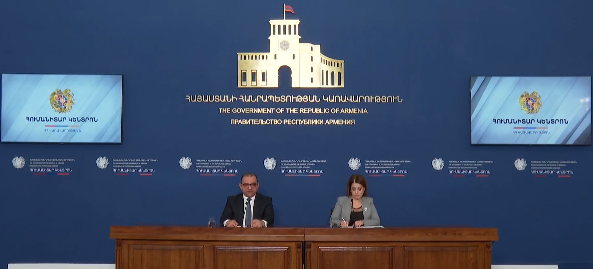 Խաչատրյանն ու Բաղդասարյանը ներկայացնում են Արցախից տեղահանվածներին «Հումանիտար կենտրոն»-ի կողմից ցուցաբերվող աջակցության աշխատանքների ընթացքը