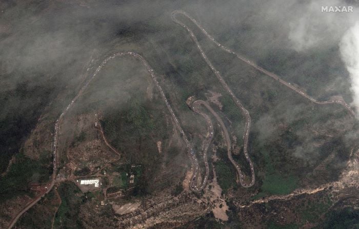 Maxar Technologies опубликовала спутниковые снимки массового исхода армян из Арцаха