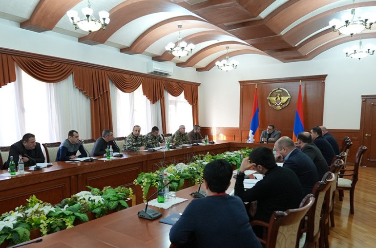 Ռուբեն Վարդանյանը հանձնարարել է առաջին անհրաժեշտության մթերքներից բացի կազմել կարևոր ապրանքատեսակների ցանկը, որոնք առաջնային ապահովման կարիք ունեն