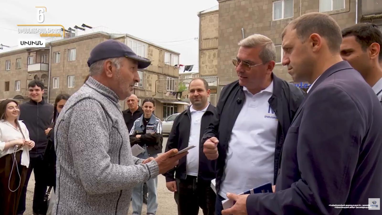 «Միասնության թևեր»-ի ներկայացուցիչները քարոզարշավի շրջանակներում Սյունիքի մարզում են