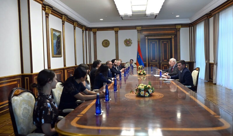 Խաչատուրյանն ընդունել է Save Armenia հուդայա-քրիստոնեական միության պատվիրակությանը