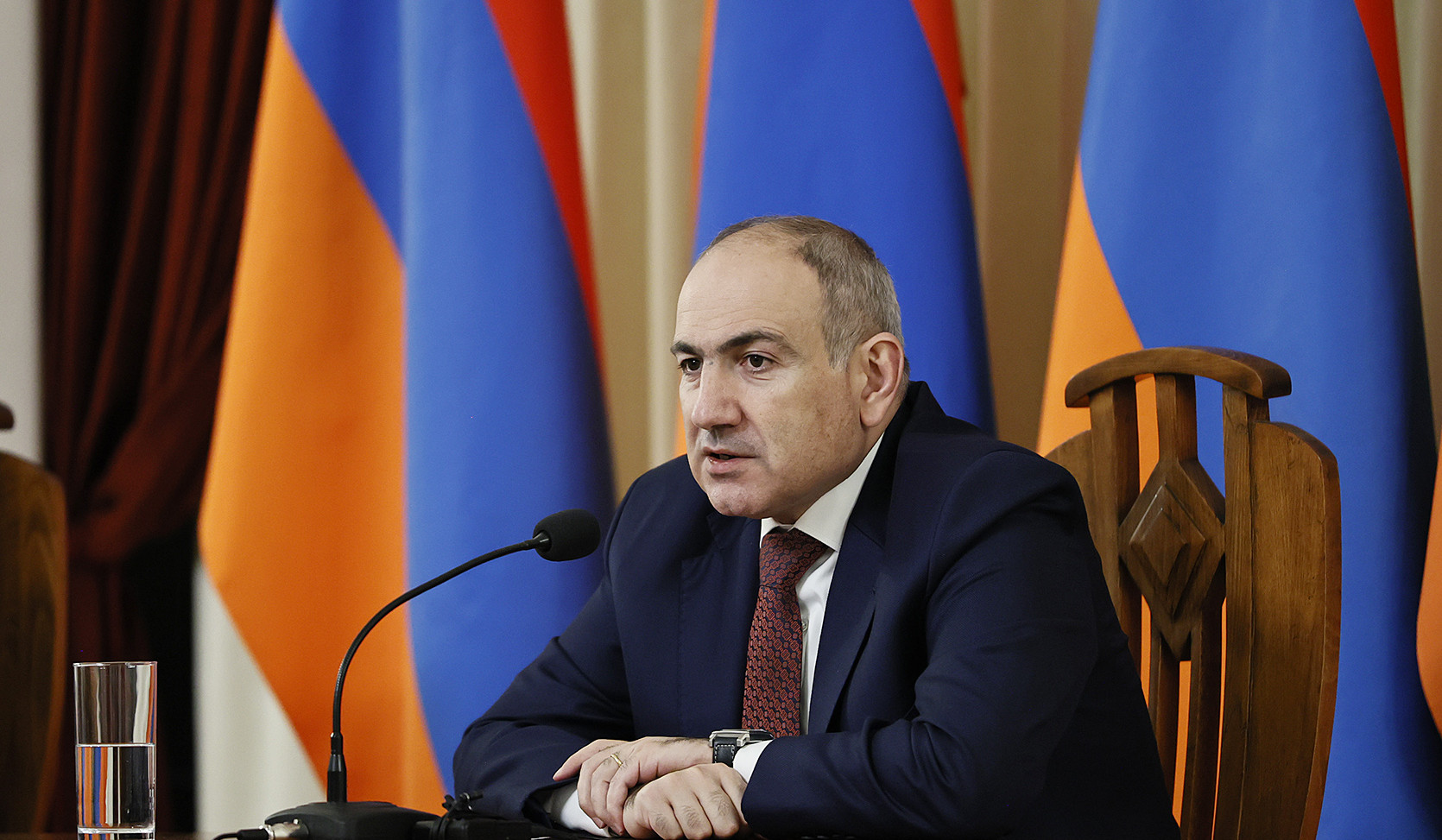 Դու հիմա վարչապե՞տ ես, թե՞ բլոգեր. Փաշինյանը պատասխանել է ֆեյսբուքյան օգտատիրոջ քննադատությանը