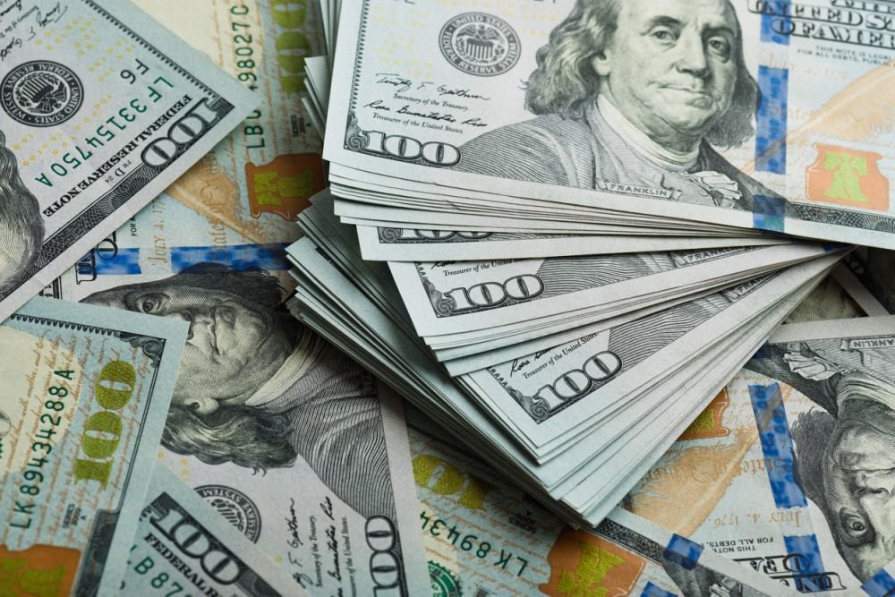 Դոլարի փոխարժեքը շարունակում է նվազել