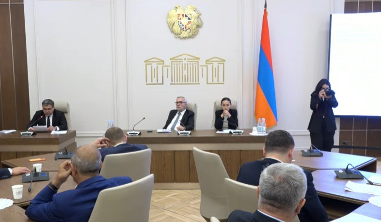 Այս տարվա հունվարի 1-ից նկատվում է Ղարաբաղից տեղահանված անձանց կողմից ՀՀ քաղաքացիություն ստանալու դիմելիության աճ. ՆԳ նախարարը ԱԺ–ում է. բյուջետային քննարկման է մասնակցում