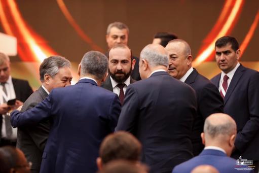 Турция и Армения приняли решение о новой встрече по нормализации отношений