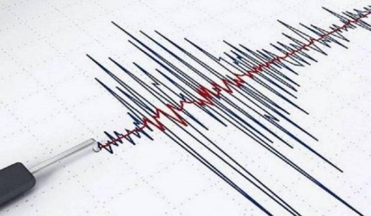 В Таджикистане у границы с Киргизией произошло землетрясение магнитудой 5,4