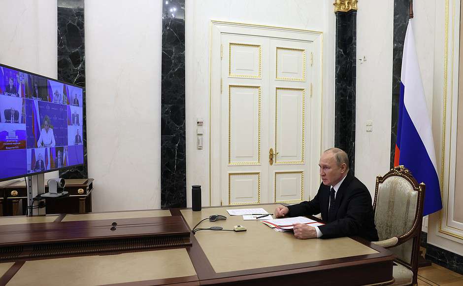ՌԴ նախագահն անվտանգության խորհրդի նիստ է անցկացրել