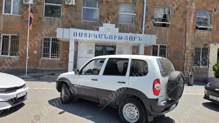 Էջմիածնում կանխվել է անչափահասների վրեժխնդրությունը․ զինված խումբը դարանակալել էր խանութի մոտ