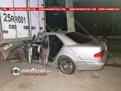 Երևանում բախվել են Subaru-ն ու Mercedes-ը. վերջինս էլ մխրճվել է կայանված Daf բեռնատարի մեջ. կան վիրավորներ