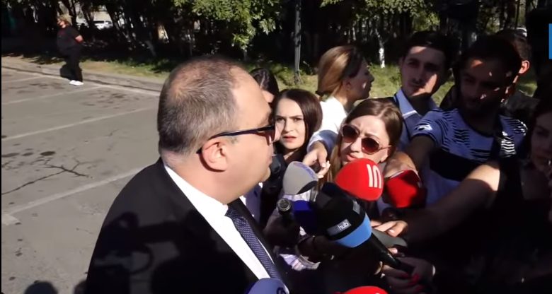 Այսօր զուսպ հարգանքի տուրք է մատուցվել Հայաստանի ազատության և անկախության համար զոհված անձանց և նրանց ընտանիքներին. Վլադիմիր Վարդանյան