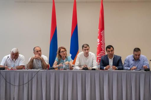 «Ապրելու երկիր» կուսակցության քաղխորհրդի նիստին քննարկվել են ընտրությունների կազմակերպչական հարցեր