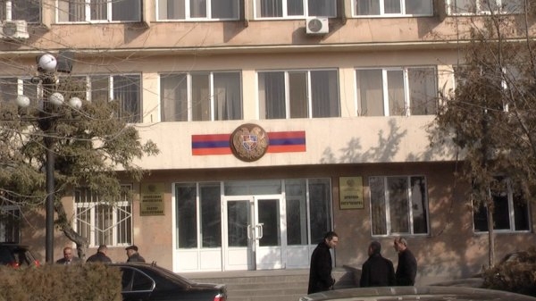 «Իրավունք». Քարտուղարուհուց մարզպետարանի աշխատակազմի ղեկավարի օգնական