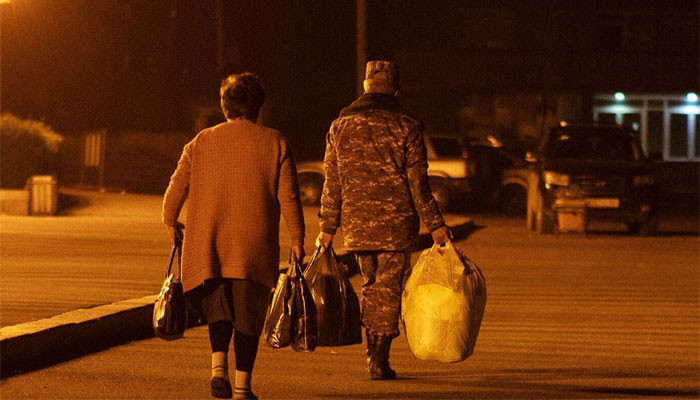 За сутки в Карабах с территории Армении вернулись более 2 тыс. беженцев — Минобороны РФ