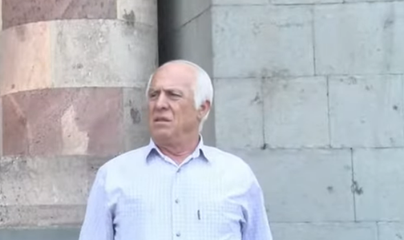 Բերձորի միջանցքը պետք է բացել, այդ թվում ռազմական ճանապարհով, եթե այլ տարբերակ չկա. Լեւոն Հայրյան