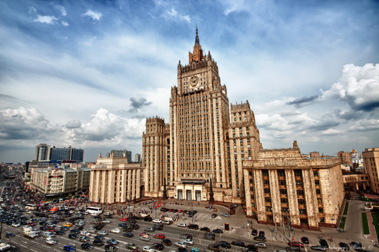 МИД РФ об ударах США по Ирану: Решение ударить по территории суверенного государства грубо нарушает международное право