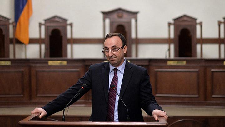 ՍԴ նախկին նախագահ Հրայր Թովմասյանի գործով դատական նիստը հետաձգվեց