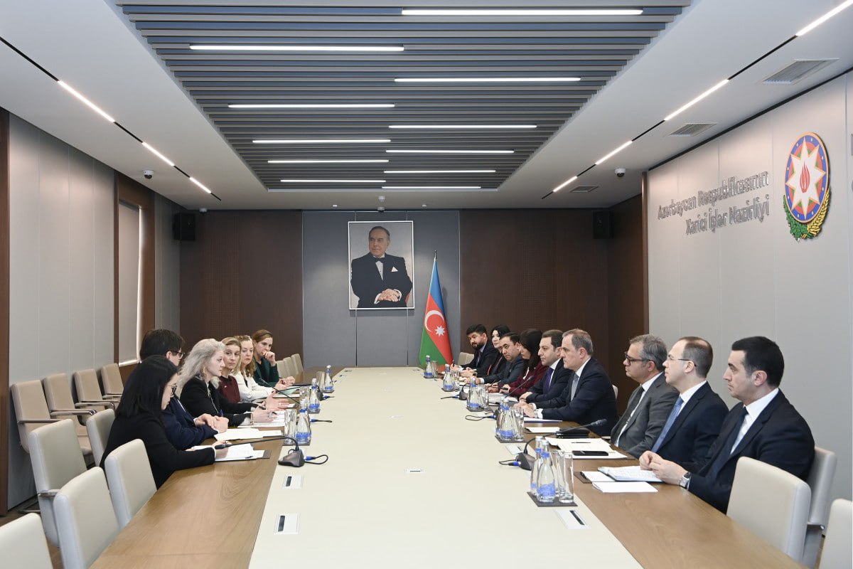 Ադրբեջանը շահագրգռված է՝ արագացնելու աշխատանքները, որոնք ԱՄՆ-ը իրականացնում է «Թրամփի ուղու» շրջանակներում․ Բայրամովը՝ պետքարտուղարի տեղակալին