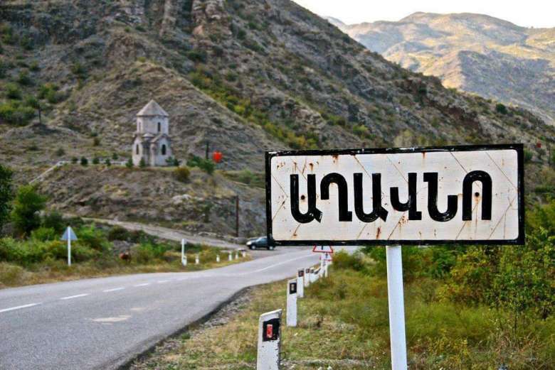 Դաշնակցական գյուղապետն ինչպես է հանդուրժում Աղավնոյի հանձնումը. «Ժողովուրդ»