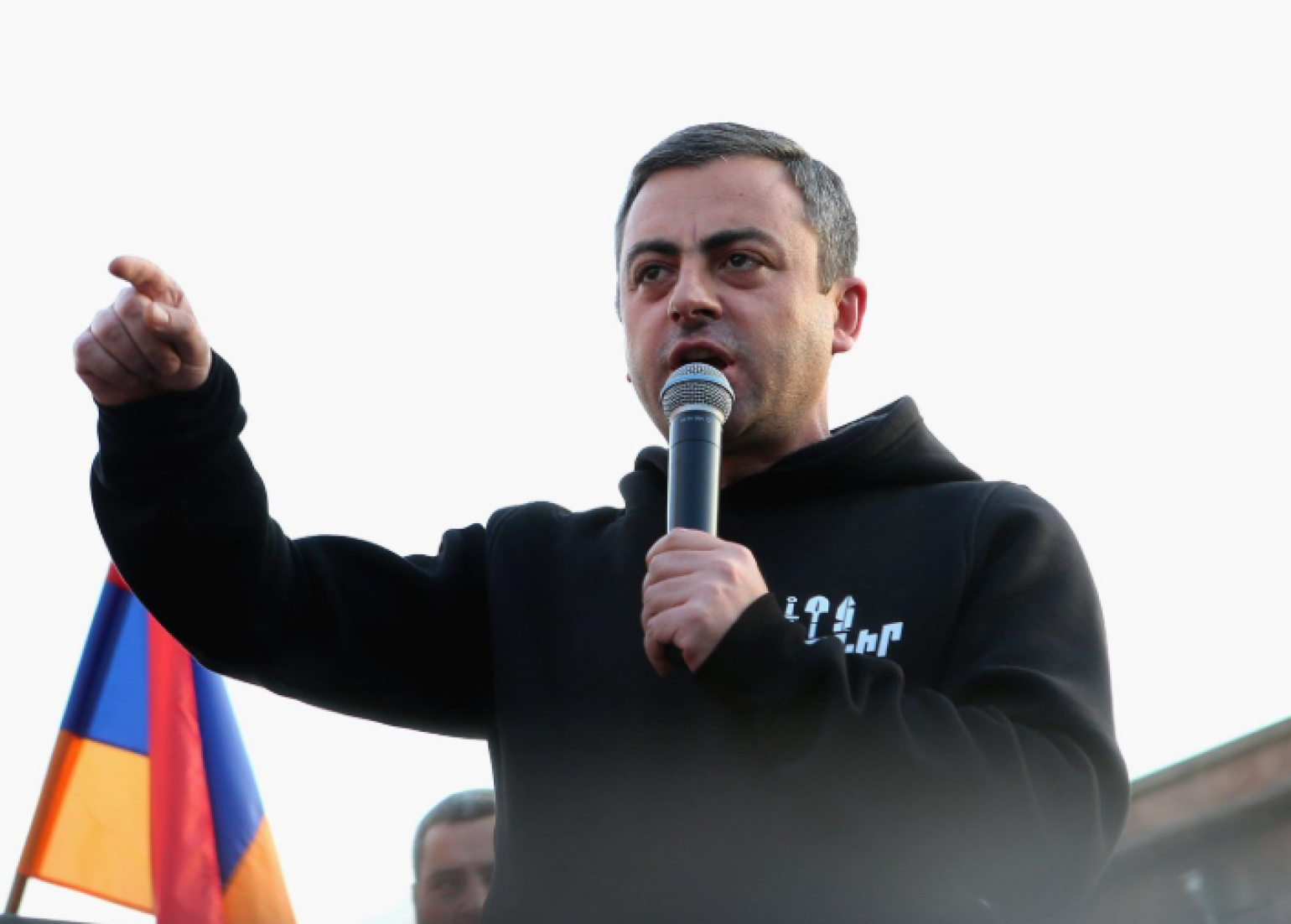 Հակակոռուպցիոն կոմիտեն խուզարկություն է իրականացրել «Հայաստան» դաշինքի նախընտրական շտաբներում, մասնավորապես՝ Աշտարակում. Իշխան Սաղաթելյան