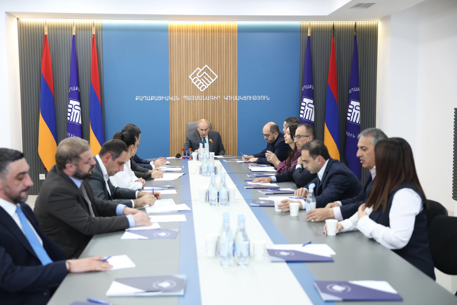 ՔՊ վարչության նիստում քննարկվել են ՏԻՄ ընտրություններին և նոր Սահմանադրության նախագծին առնչվող հարցեր