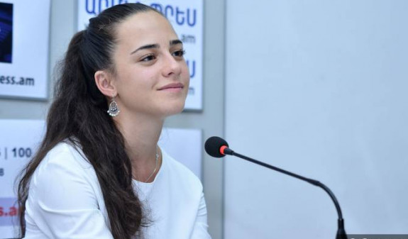 Մենք չգիտենք, թե ով է այդ օդանավում կամ ինչ բեռ կա. Տաթեւիկ Ռեւազյանը՝ Բաքու-Նախիջեւան չվերթի օդանավի մասին