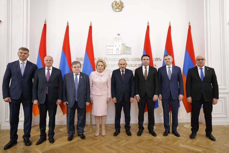 Մատվիենկոն միջանցքներում նկարվել չի սիրում․ «Հրապարակ»